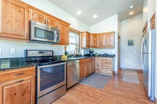 Sunny Mountain Cabin for a Group Getaway in West Glacier, Montana - 1