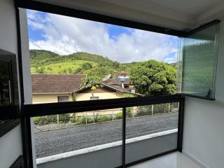 Apto Novo, Moderno e Aconchegante em Pomerode - 9