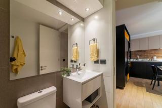 City escape in the center of Providencia - 2