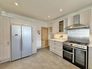 2 Hadleigh Villas - 6