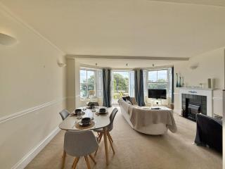 4 St Michaels House - 7