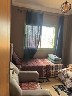 Modern Apt 10min Airport Balcony & Wi-Fi - 9