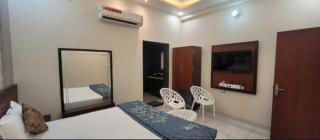 Hotel Abhi family guest house - 9