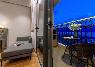 Căn hộ Luxury Golden Bay với Bể bơi vô cực - 4