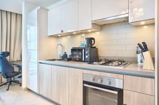 STAY BY LATINEM Luxury 2BR Holiday Home W2013 near Downtown - 4
