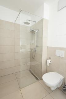 Sunny Terrace Penthouse with AC - Self Check-In - 5