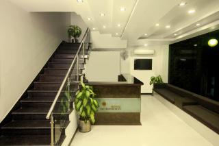 Hotel Metropolitan Near Sindhi Camp - 2