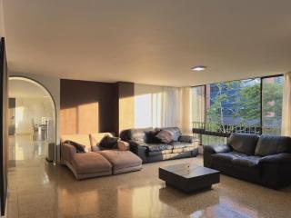 4br 232 M Apartment In El Poblado, El Tesoro - 8