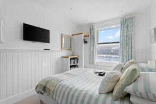 Elegant Dartmouth Escape with stunning sea views - 6