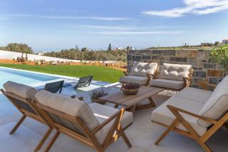 Olea Hill - Villa Cave with heated pool, by Estia - 1