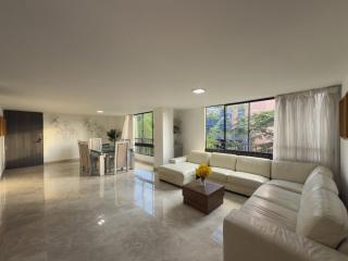 4br 232 M Apartment In El Poblado, El Tesoro - 1