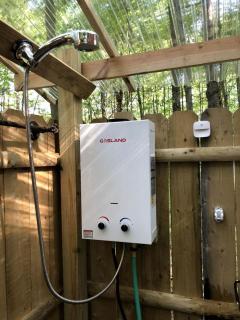 Luxurious Safari Tent in Cooperstown, NY - Perfect Glamping Spot for a Romantic Getaway - 4