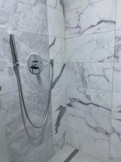 Prestige Modern Apartments - 5