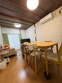 Minpaku SAKURA 民泊 戸建貸切 彦根城まで車10分 無料駐車場 普通2台小型1台 - 9