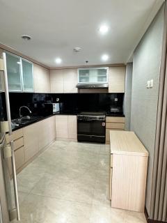 3br modern sudirman tower condominum next to mall lippo nusantara - 4
