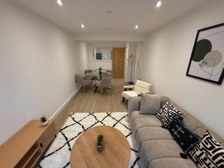 Stylish Leeds City Centre 2 bed with free parking - 6