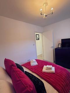 Calm 1-Bedroom Apartment - 8