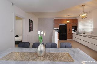 וילה ג'נסיס בוטיק -וילה מהממת עם בריכה פרטית מחוממת מקורה - 1