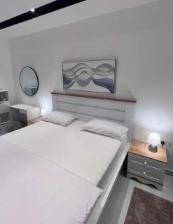 AlShmookh apartments - 1