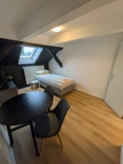 Zentrale Unterkunft in Neumünster - 5