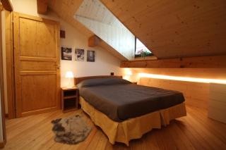 Attic loft with park in the shadow of the Dolomites - 1