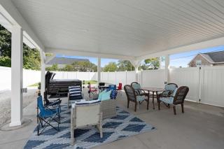 Hot Tub Fire Pit Point Beach & Neshotah Beach - 2