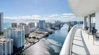 Beachwalk Resort - 0