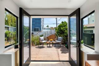 Brooks Beach House Your Venice Escape - 9