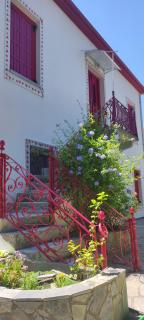 Epavli Sofia' s two Apartments in Horto, 30m from the sea - 4