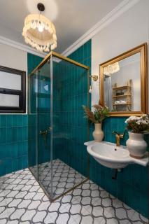 Fancy Pyramids View Khan Giza's Gem - 1