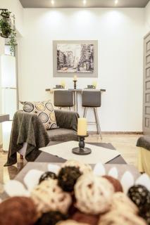 Golden Aurora - Modern Apartment in Egaleo-Athens - 5