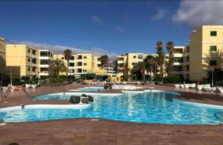 Terrace by the waves with Heated pool - 9