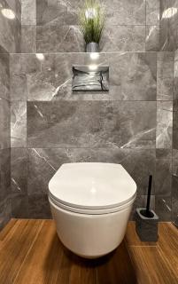 Elegant Center Escape I Free parking I Wi-Fi & AC - 2