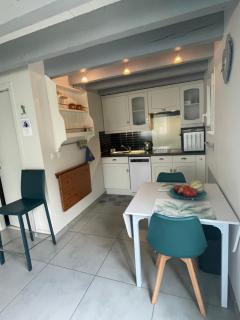 Les Hauts d'Eyragues gîte Aigue Marine Meublé classé 4 étoiles - 1