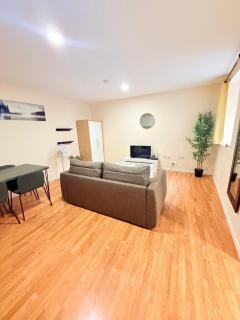 Comfortable and newly furnished - 9