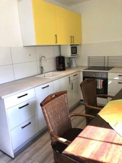 Big House in Duisburg - maximal 6 Persons with Garden - 9