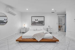 Cozy Miami Private Pool House W- Arcade Games, BBQ - 5