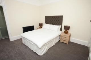 Stunning Edinburgh Central apartment 5 mins walk to city centre - 1