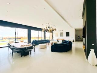 Somptueuse Villa avec Terrains Padel et Foot Piscine Marrakech - Marrakesh - 5