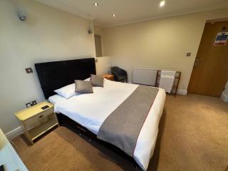 Nether Edge Apartments - 4