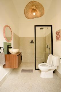 5-BR Villa with Pool & Kids Playground in Kuta - 2