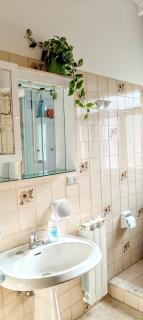 Mungi bay, flat with sea view roof top terrace - 7