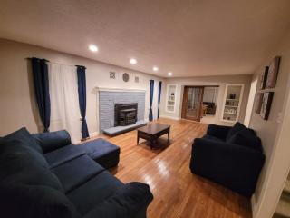 Cozy 4 Bedrooms Pool Game Room - 5