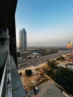 Margalla Hills Executive One Bedroom Elysium Tower By LMY - 4