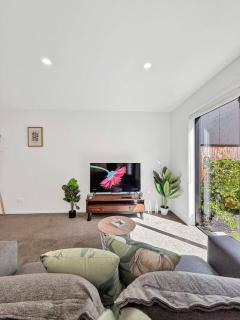 Stylish 2-Bedroom Home with Front Yard - 4