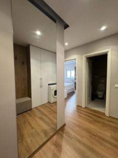 Prayla Luxury 2BD Apartment at Delijorgji - 2