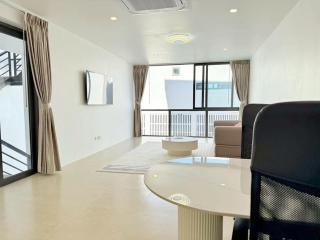 Brand new luxurious 3 story private Rooftop Pool - 2