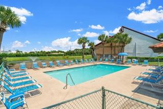 Edgewater Villa 1507 - 8