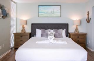 Long Beach T4 807E - 7