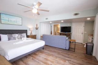 Long Beach T4 807E - 6